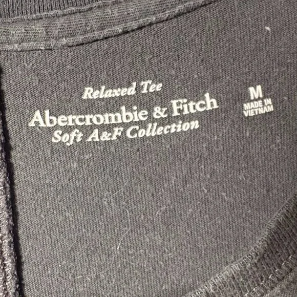 Abercrombie & Fitch Gray Los Angeles Lakers Relaxed Fit T-shirt Women's size Med - Picture 3 of 3